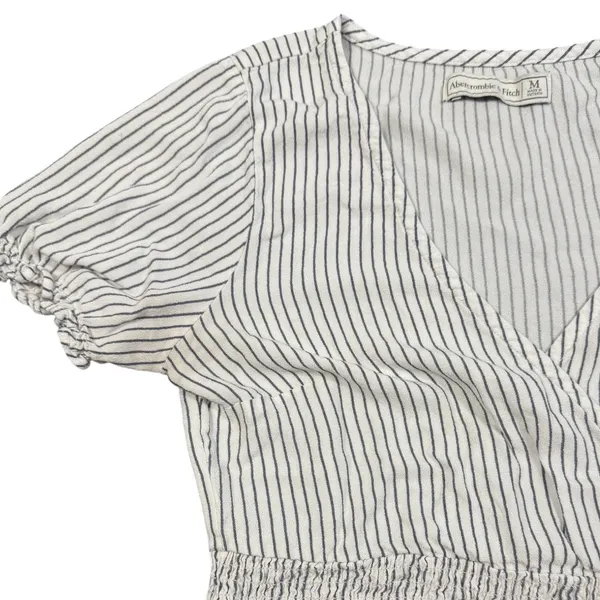 Abercrombie & Fitch Top Womens Medium White Blue Stripe Smocked Wrap Crop - Image 6