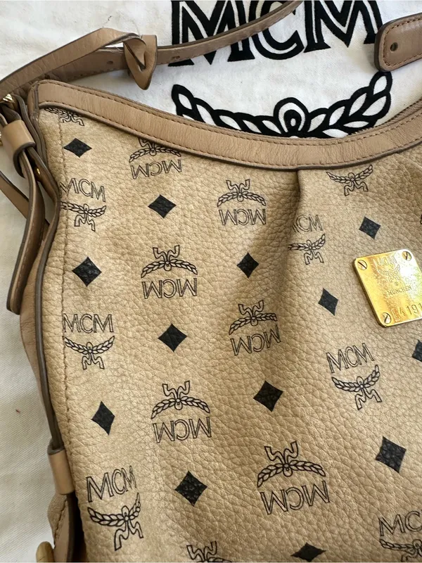 MCM Visetos Signature Beige HOBO Bag - Image 3