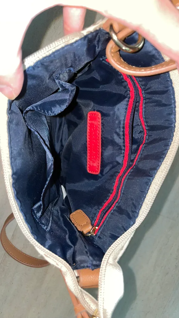Tommy Hilfiger Purse - Image 2