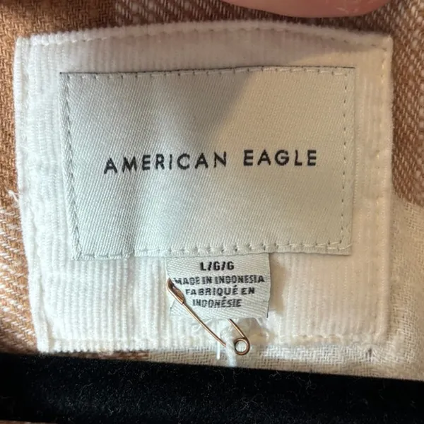 American Eagle NWT Women's Size L Brown White Plaid Oversized Flannel Shirt - Image 4