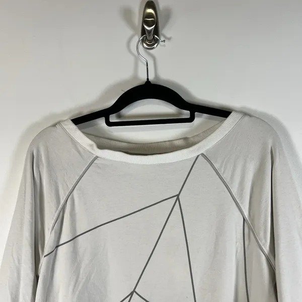 Lululemon Love Pullover Reflective Sweatshirt Top Size 10‎ white Preppy Running - Image 2