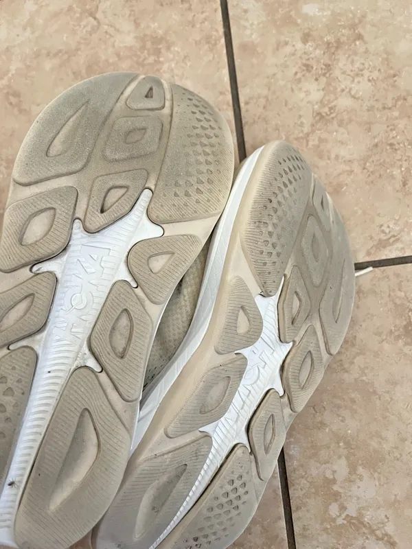 Hoka Rincon 4 Athletic Running Shoes - Image 6