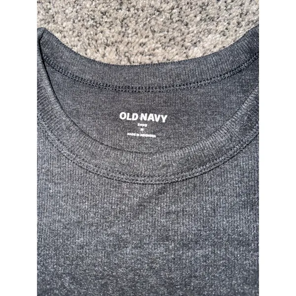 Old Navy Women's Dark Gray Ribbed Snug Long Sleeve Tee Size Medium - Image 2