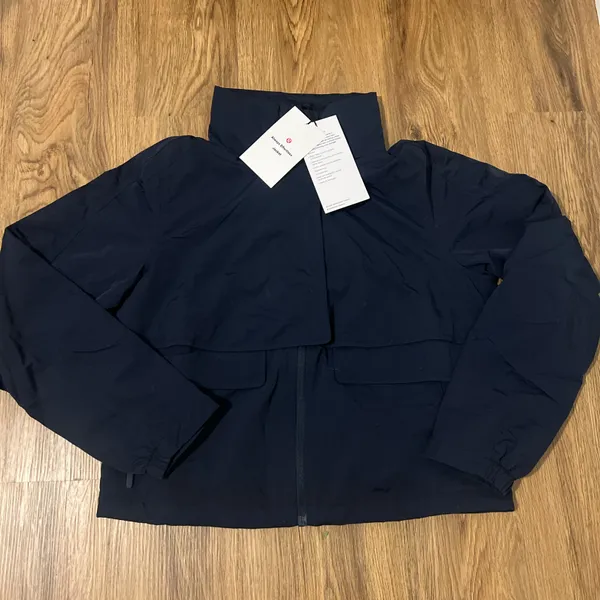 Lululemon Always Effortless Jacket - Image 3