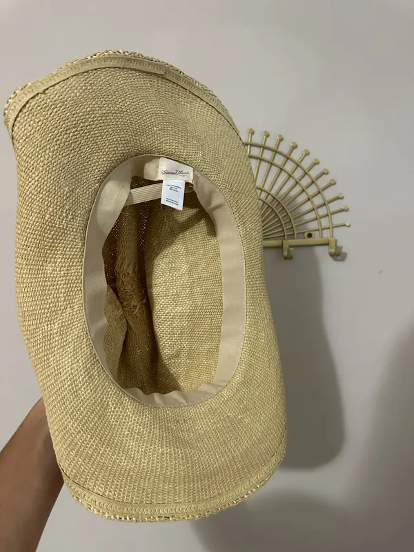 Universal Threads Natural Straw Hat with Light Green Bead Trim - Image 5