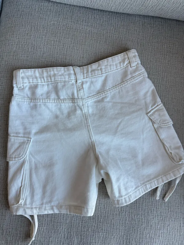 H&M cargo white shorts - Image 2
