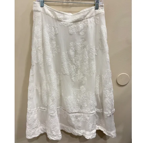 Soft Surroundings White Floral Embroidered Lace Trim Crepe Midi Skirt Large Boho - Image 2