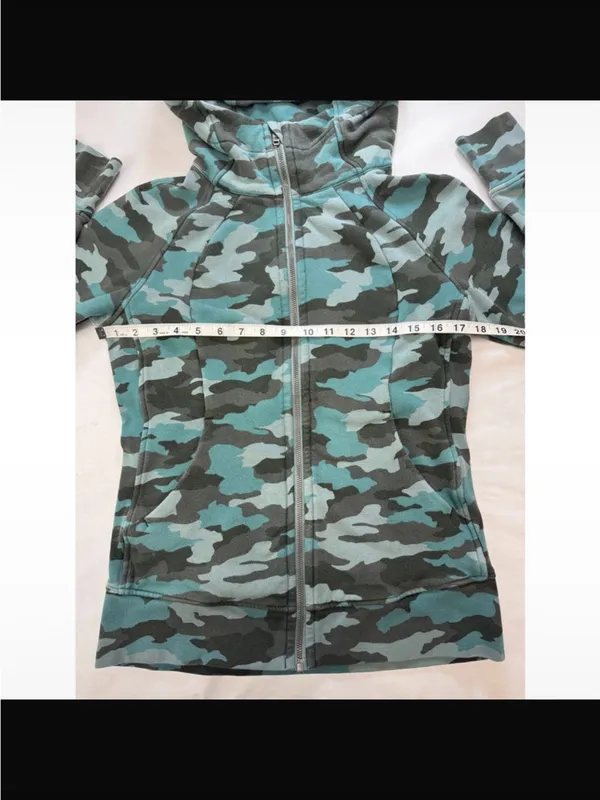 lululemon athletica Teal & Black Camo Full-Zip Hooded Jacket - Image 2