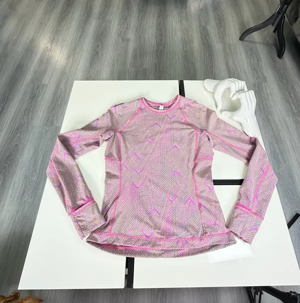 Lululemon Swiftly Tech Long Sleeve Crew Shirt Chevron Knit Purple Yellow Size 6 - Image 11