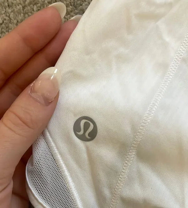 Lululemon Hotty Hot Shorts size 2 - Image 5