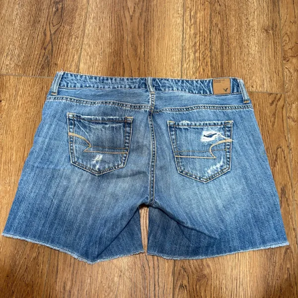 American Eagle Women Distressed Denim Shorts Blue Cut Off‎ Raw Hem Size 4 Cotton - Image 8