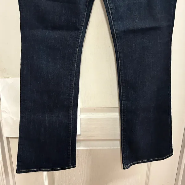 Old Navy Curvy Profile Mid Rise Bootcut Dark‎ Wash Denim Jeans Size 10 Regular - Image 9
