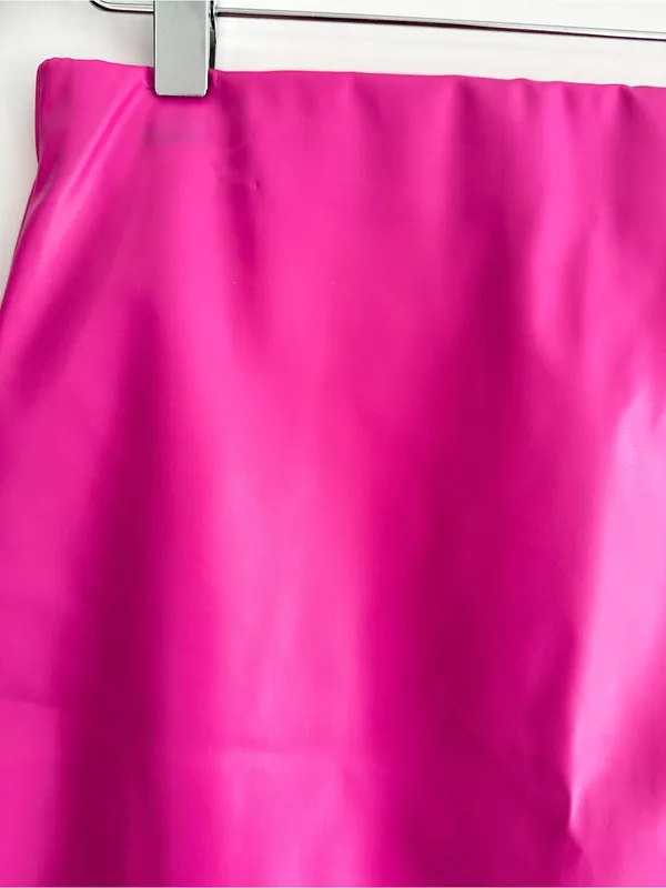 Bright Pink Faux Leather Mini Skirt NWT Size M - Image 2