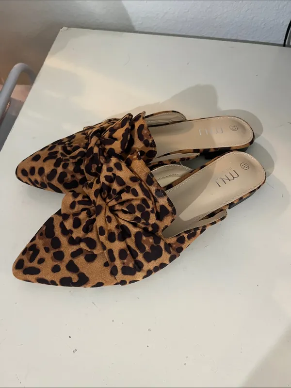Musshoe Women’s Leopard Print Mules Size 10 Animal Print - Image 3