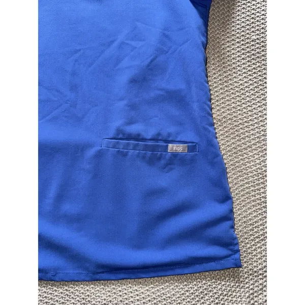 Figs Women's‎ Technical Collection Catarina Pocket Scrub Top Blue Size Small - Image 2