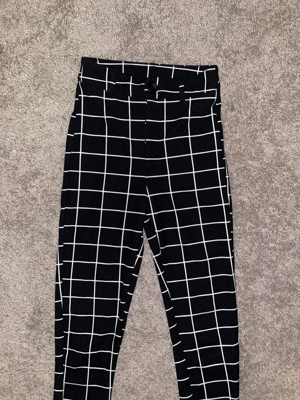 SheIn Dress Pants - Image 4