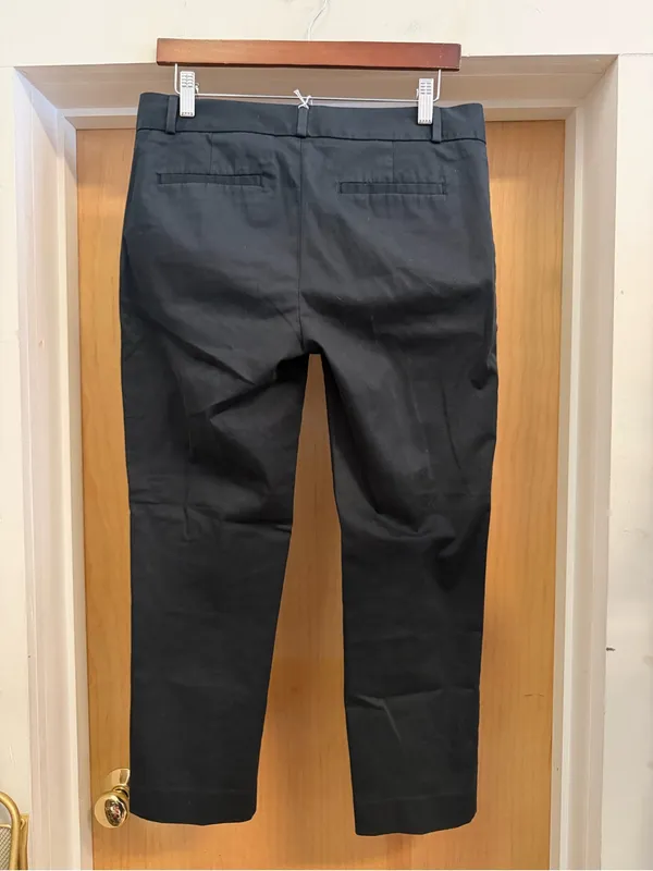 Banana Republic Women’s Black Hampton Fit Straight Leg Dress Pants Size 6 - Image 5