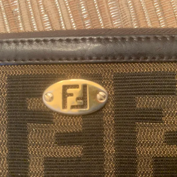 Fendi Zippy‎ wallet - Image 14