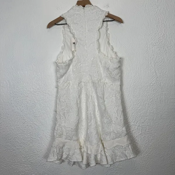Selfie Leslie Osiris Sleeveless High Neck Lace Dress White Size XL NWT - Image 4