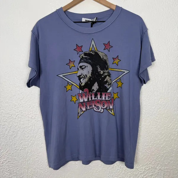 Daydreamer Willie Nelson In Stars Reverse Girlfriend Tee Size XL NWT - Image 2