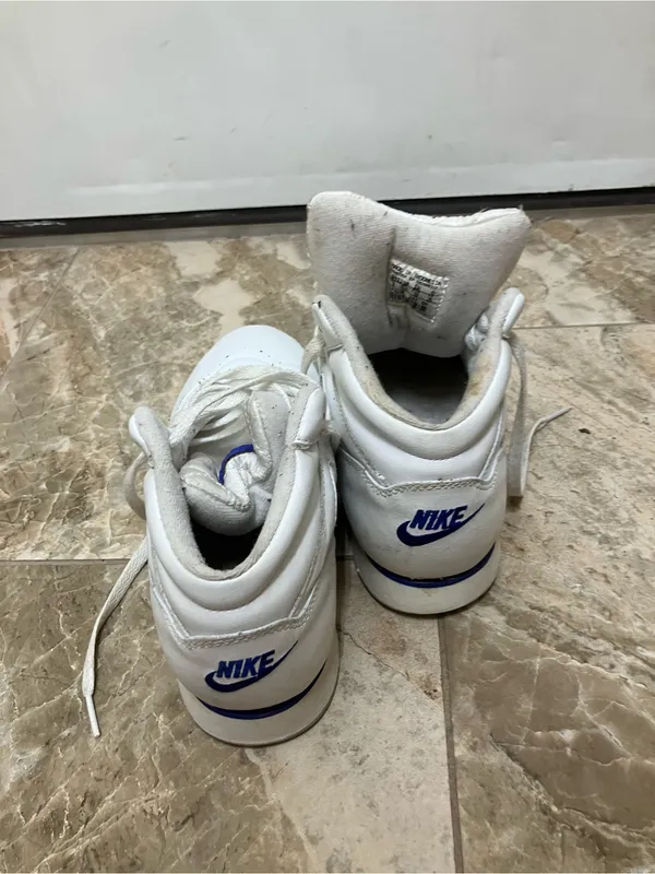 Women's Nike Vintage Airliner Size 8 - Image 6