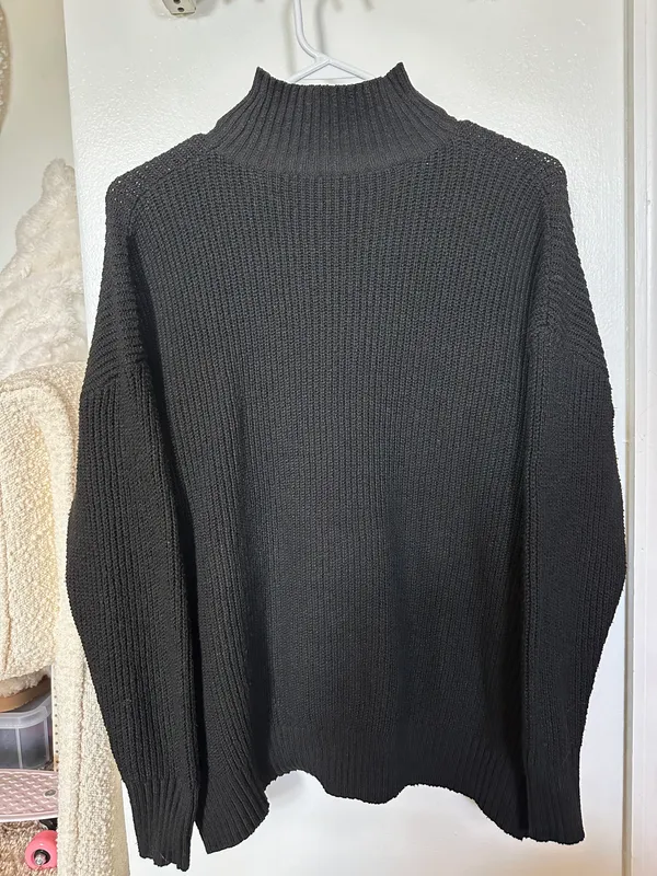Sweater Black - Image 3