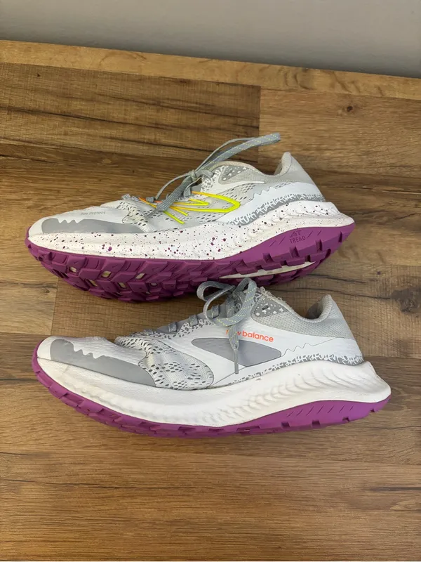 New Balance DynaSoft Nitrel V5 Quartz Grey Cosmic Rose Trail Running Shoes - Image 11