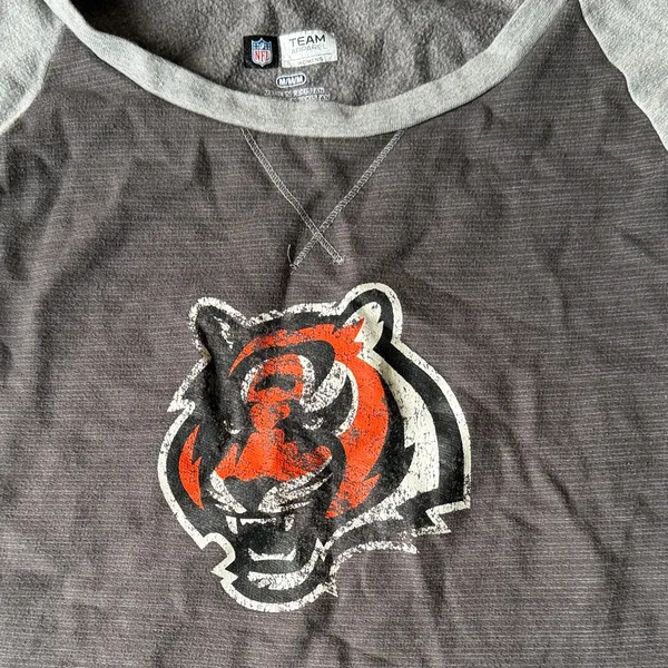 Rare OOAK vintage NFL Bengals women’s super soft sweatshirt - Image 2