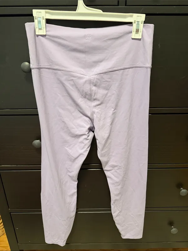 All In Motion Target Lavender 7/8 leggings - Image 4