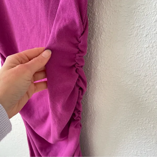 Michael Stars Charlotte Midi Dress Pink Size Medium Ruched Slit Ribbed Colorful - Image 4