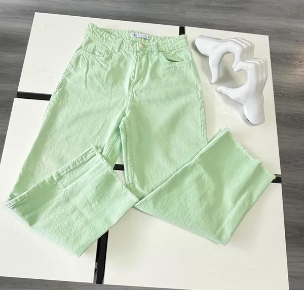 🌿 Not Your Average Blue Denim! 💚 Zara Mint Wide Leg Jeans (US 2 / EUR 34) - Image 4