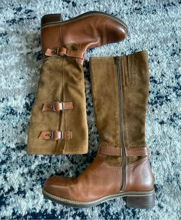 Clark’s Boots - Image 2