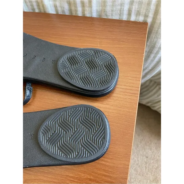 Reef Willow Ava Lightweight Slides Size 8 Black Asymmetrical Strap Sandals - Image 8