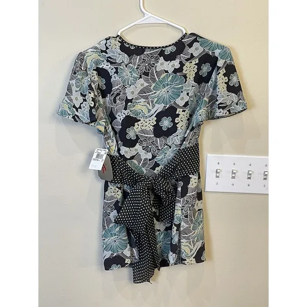 Adrianna Papell Faux Wrap 100% Silk Blouse Size 6‎ Floral Flutter Sleeve Career - Image 3