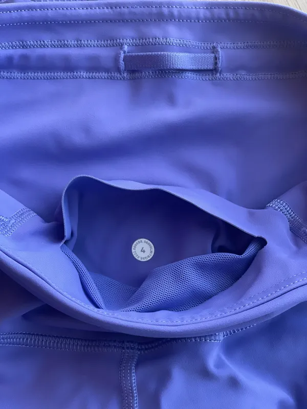 Lululemon Base Pace Shorts 8" size 4 - Image 4