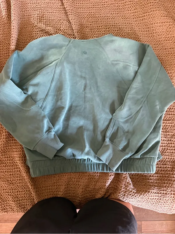 Lululemon softstreme funnel neck zip up size 6 green - Image 5