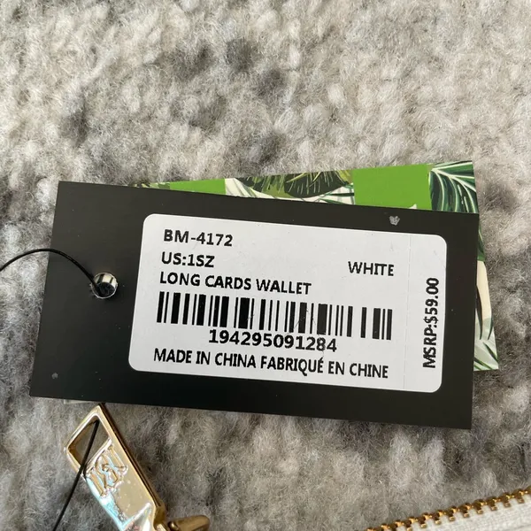 Badgley Mischka white slim quilted vegan long cards wallet NWT - Image 2