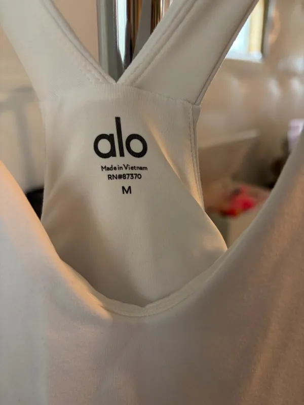 Alo Yoga Airbrush Real Dress White M - Image 5