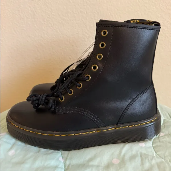 NEW Dr. Martens. Zavala Black Leather Boots Womens size 8 - Image 9