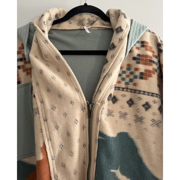 Free People Mountain Top Sweatshirt Black‎ Sheep Combo Women's Size Small - Image 3