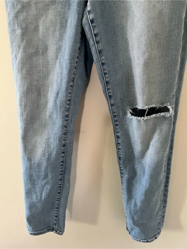 Madewell Curvy Roadtripper Jeans 29P Light Wash Blue Distressed Skinny High Rise - Image 3