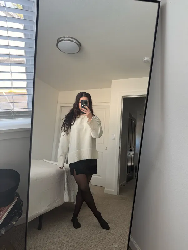Boutique Off white sweater - Image 4