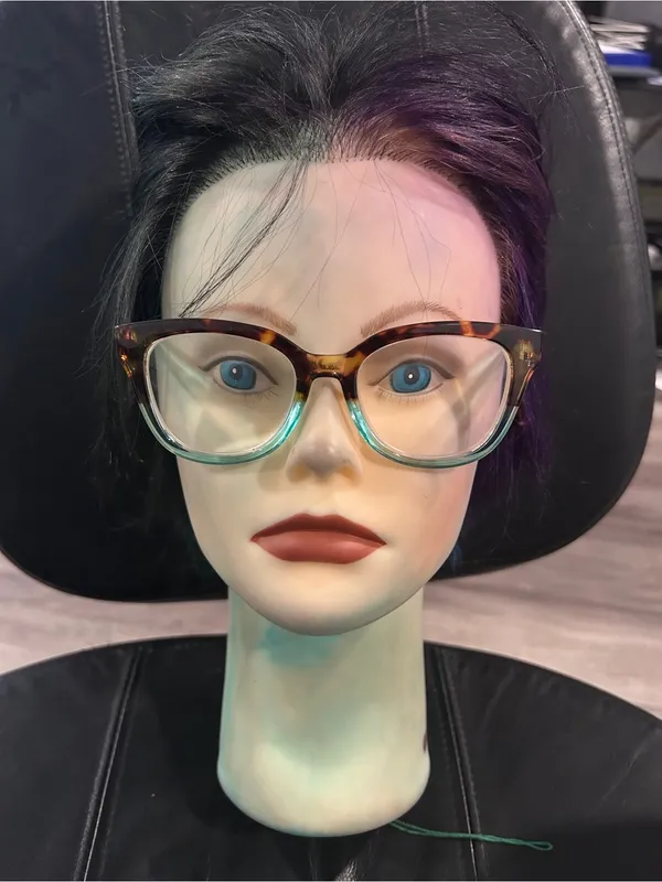 Betsey Johnson Two-Tone Tortoiseshell and Clear Cat-Eye reading 2.50 Glasses - Image 2