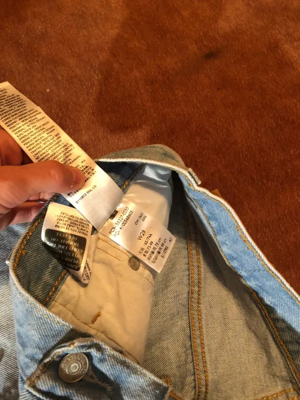 Levi's button fly light washed shorts  size 29 - Image 6