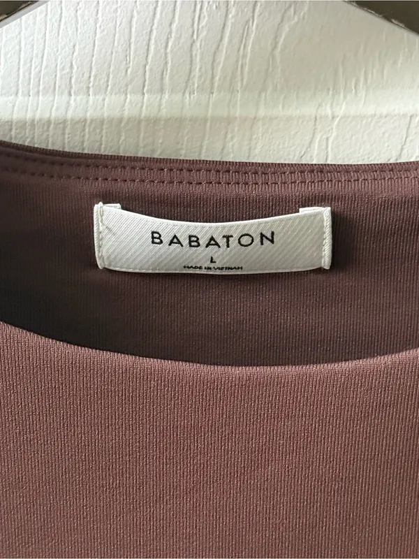 Aritzia Babaton Contour Shoulder Pad Bodysuit in Brown - Image 5
