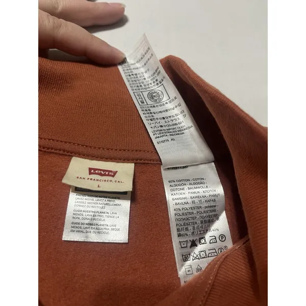 Women's Levi's Crop Top Cosmo 1/4 Zip Sweatshirt In Large Baked Clay Brown - Image 3