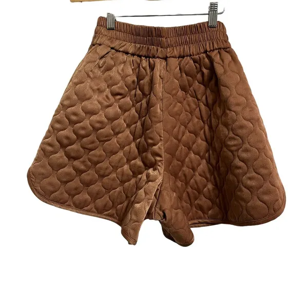 Pink Dolphin women's brown quilted shorts size Medium‎ - Image 6