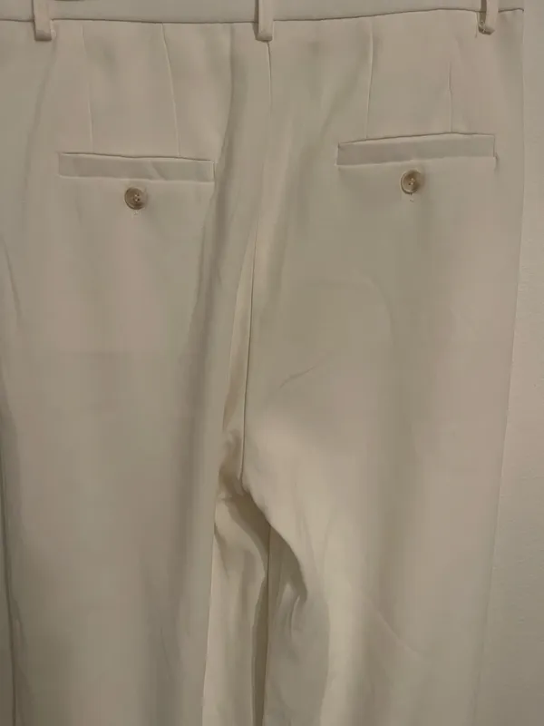 Wide -Leg White High Waisted Dress Pants . Size M - Image 4