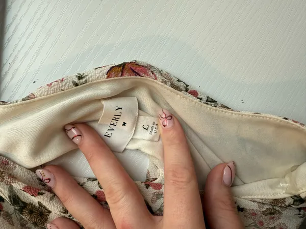 Everly Floral Dress - Image 3