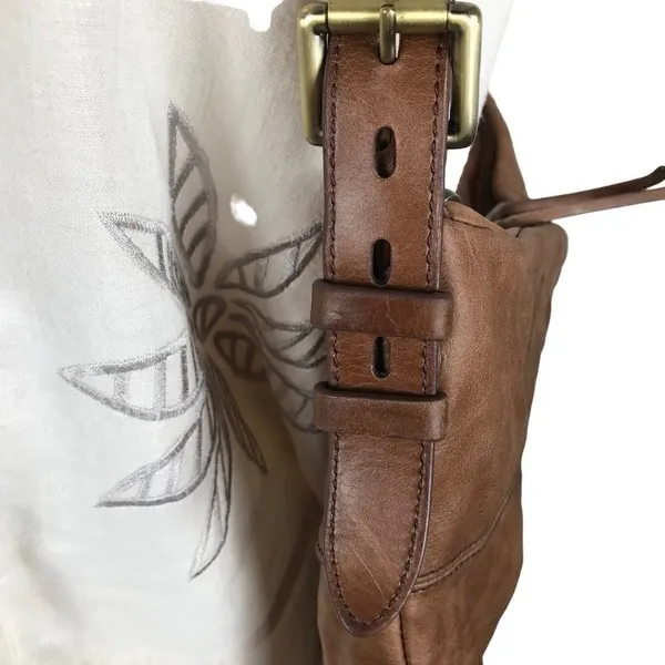 Hobo‎ International Brand Camel Leather Shoulder Bag with Blue Floral Liner - Image 13